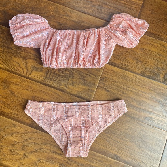 Lisa Marie Fernandez Leandra bikini - Picture 2 of 10